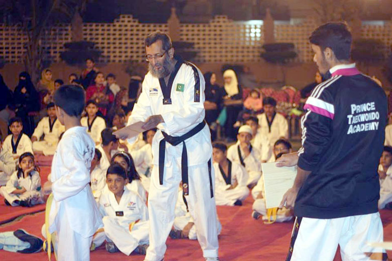 breaking-contest-taekwondo-0116