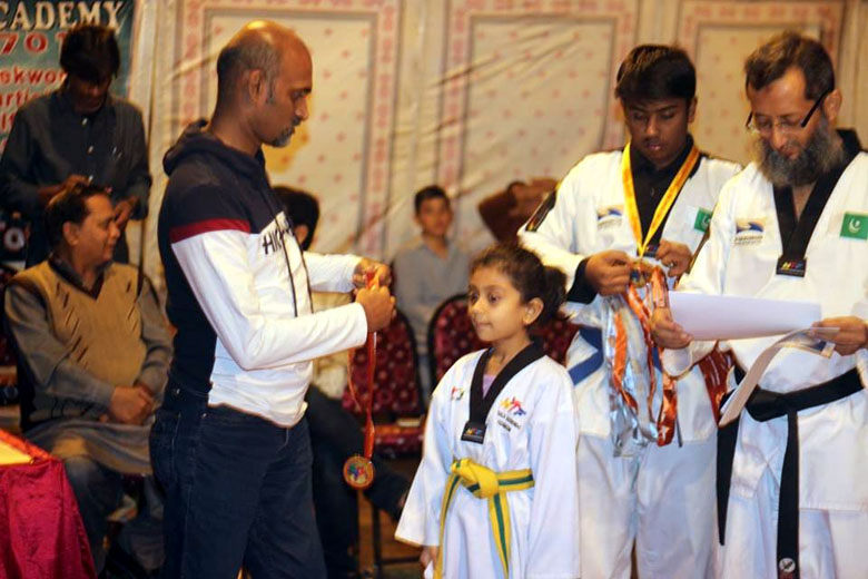 breaking-contest-taekwondo-0214