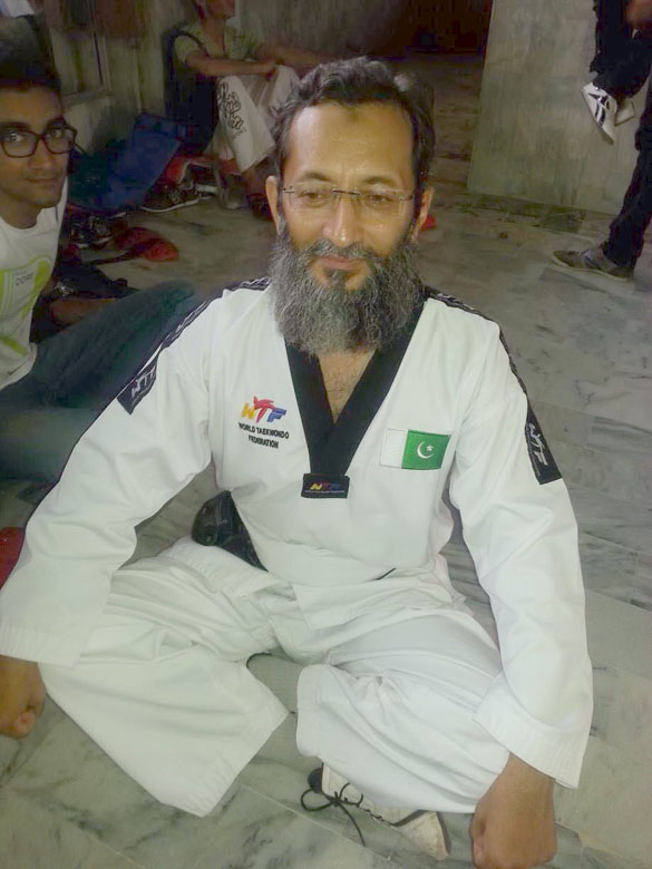 master-farooqi-taekwondo
